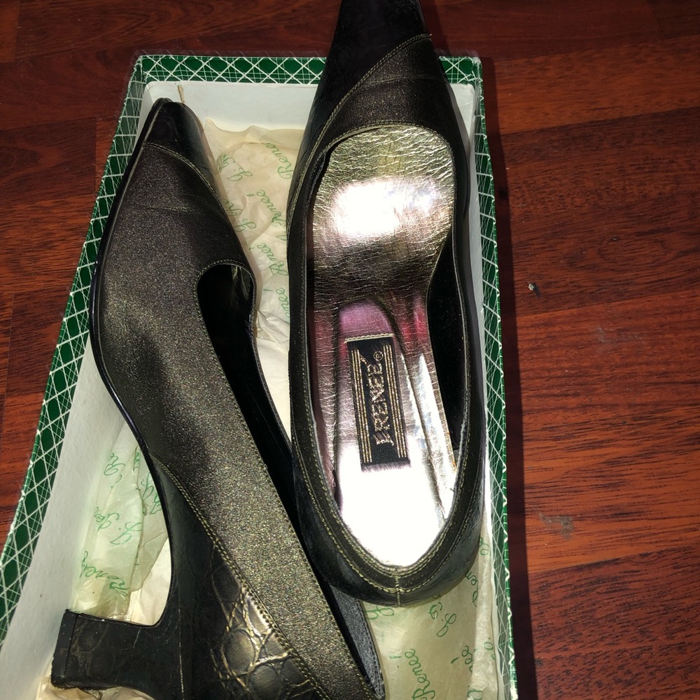J. Renee great condition shoe